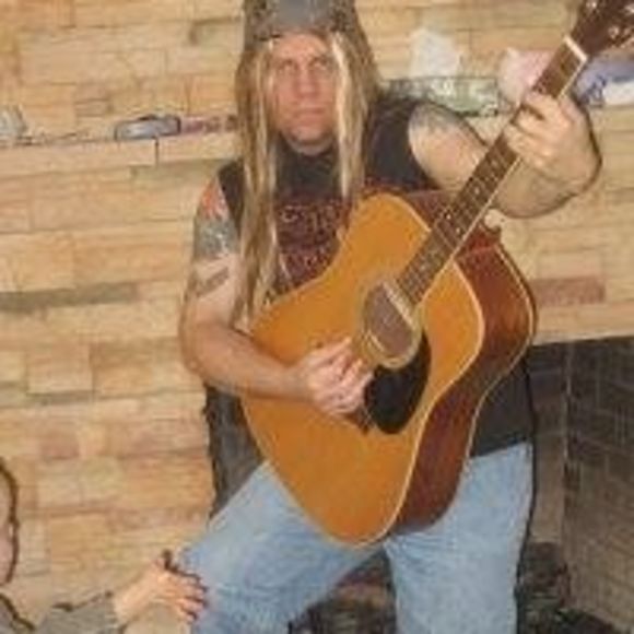 Meet your Posher, Cecil - Picture 1 of 1